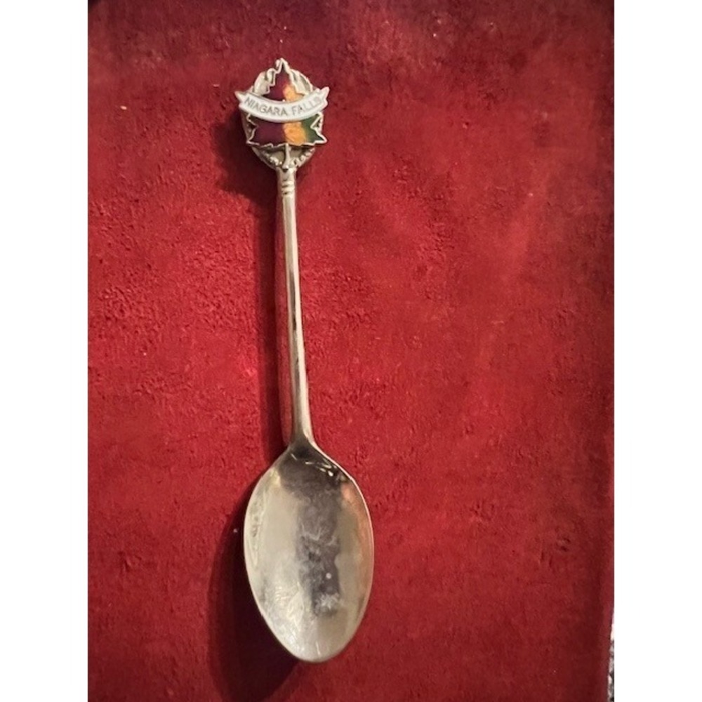 Collectible State Spoons - Picture 7 of 16
